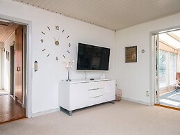 6 Person Holiday Home in Ansager