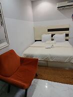 Americana Hotel
