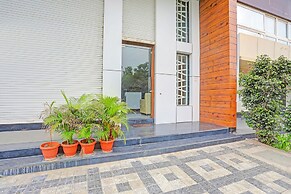 Fabhotel Aura Grande