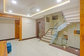 Fabhotel Aura Grande