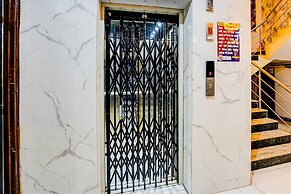 Fabhotel Dream Palace I