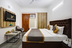 Fabhotel La Corporate Suite