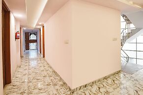 Fabhotel Ak Continental
