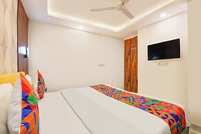 Fabhotel Ak Continental