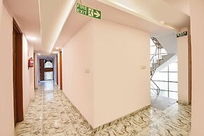Fabhotel Ak Continental