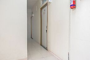 Fabhotel Saraswati Niwas