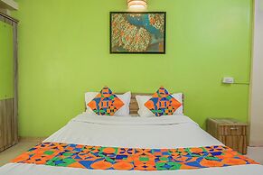 Fabhotel Saraswati Niwas