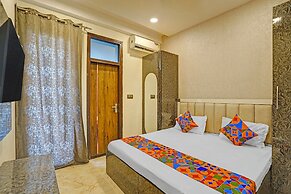 Fabhotel Shubh Palace