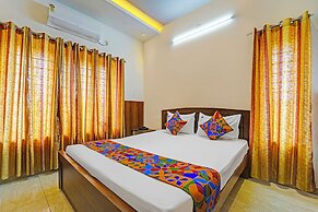 Fabhotel Raja Residency