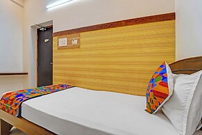 Fabhotel Raja Residency