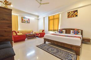 Fabhotel Shiv Palace
