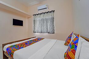 Fabhotel Praneeth Residency