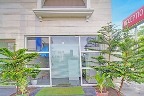 Fabhotel New Krishna Palace