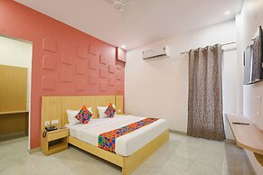 Fabhotel Black Pepper