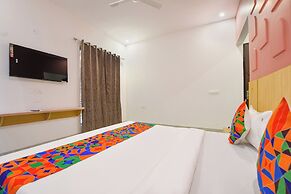 Fabhotel Black Pepper