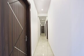Fabhotel Black Pepper