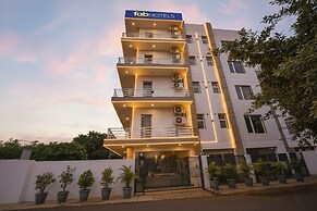 Fabhotel Black Pepper