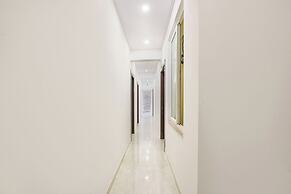 Fabhotel Black Pepper