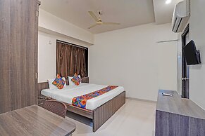 Fabhotel Royal Inn I