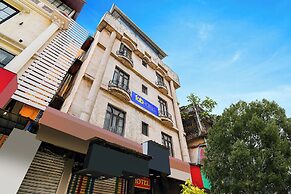 Fabhotel Gulshan Palace