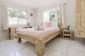 New Listing - Noord Villa With Private Pool