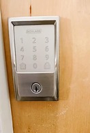 King Bed Great Location