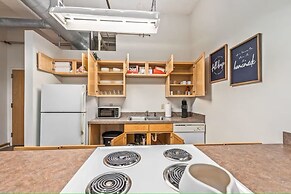 King Bed Great Location