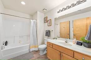 King Bed Great Location