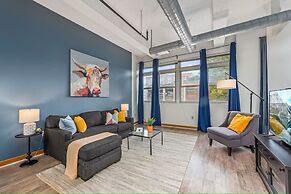 King Bed Great Location