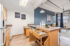 King Bed Great Location