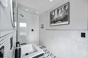 Catskill Estate w Epic Views hot tub