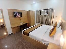 Hotel Devi Ram Atithi Bhawan Vrindavan By HRG