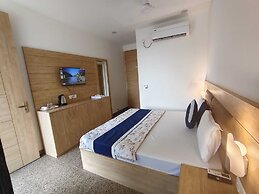 Hotel Devi Ram Atithi Bhawan Vrindavan By HRG