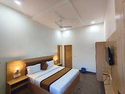 Hotel Devi Ram Atithi Bhawan Vrindavan By HRG