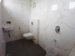 Hotel Devi Ram Atithi Bhawan Vrindavan By HRG