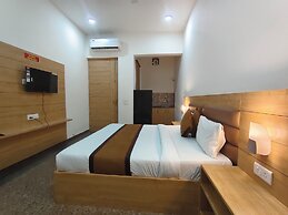 Hotel Devi Ram Atithi Bhawan Vrindavan By HRG