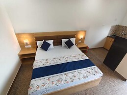 Hotel Devi Ram Atithi Bhawan Vrindavan By HRG