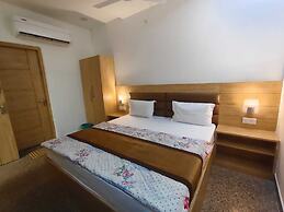 Hotel Devi Ram Atithi Bhawan Vrindavan By HRG