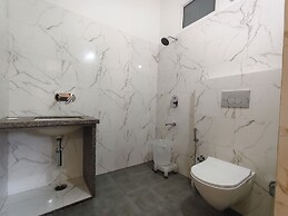Hotel Devi Ram Atithi Bhawan Vrindavan By HRG