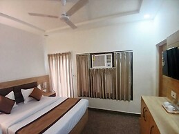 Hotel Devi Ram Atithi Bhawan Vrindavan By HRG