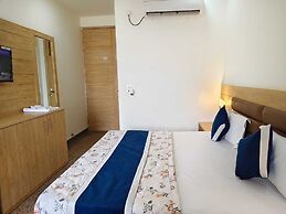 Hotel Devi Ram Atithi Bhawan Vrindavan By HRG
