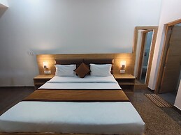 Hotel Devi Ram Atithi Bhawan Vrindavan By HRG