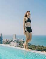 Stunning Sea View On High Floor