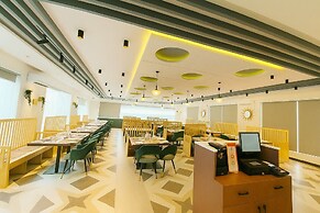 Golden Crown Suites