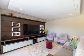 Duplex House w/ Pool, 850m From the Beach Rdt0124