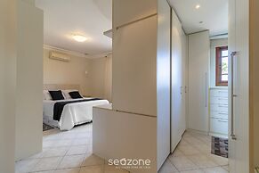 Duplex House w/ Pool, 850m From the Beach Rdt0124