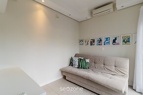 House w/ pool 5BR near Jurerê Beach RCA26