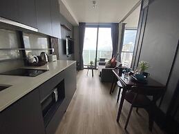 Luxury Sea View - High Floor