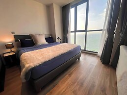 Luxury Sea View - High Floor