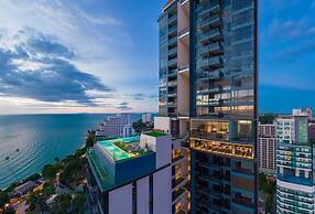 Luxury Sea View - High Floor